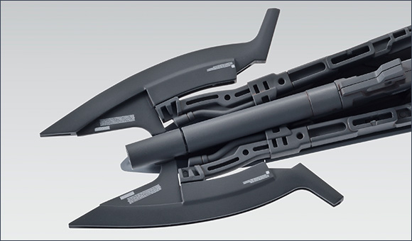 由光束斧組裝成光束薙刀,還可裝在護盾上!替換組裝機構的樂趣無窮